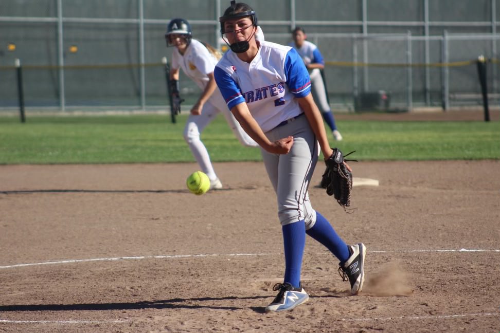 Diana Morales pitching a game against Alameda.